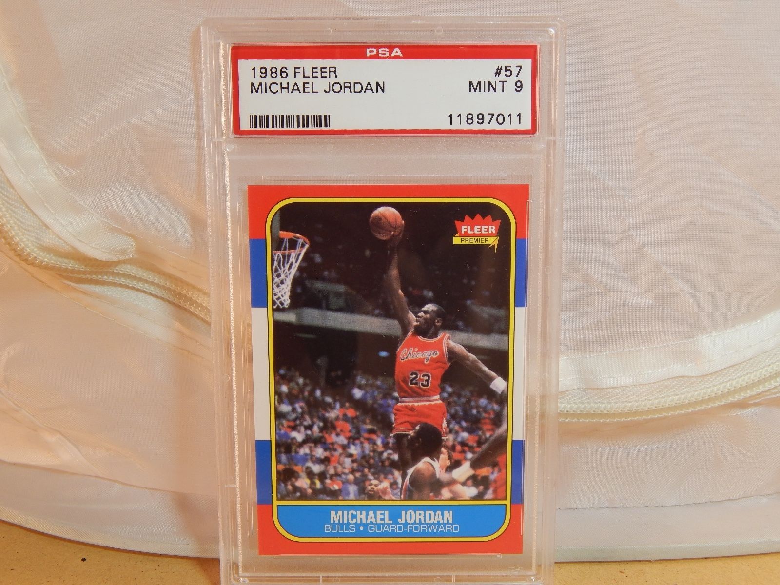 1986 Fleer Michael Jordan RC Rookie Card 57 PSA 9 Poss BVG 95 Basketball Card