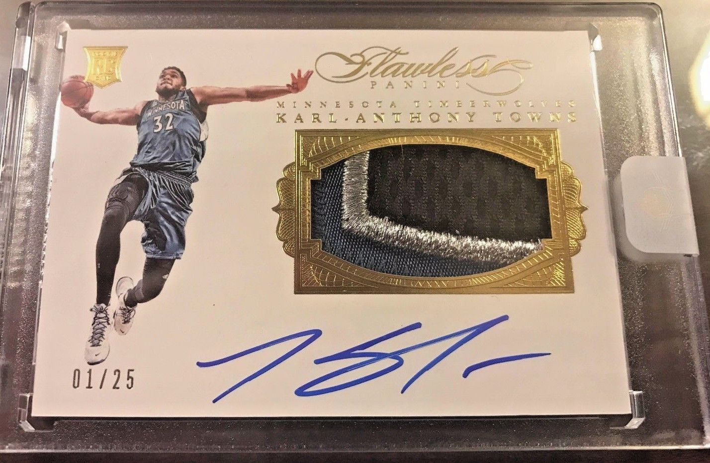 KARL ANTHONY TOWNS  201516 FLAWLESS KAT RPA ROOKIE PATCH AUTO 3 COLOR 125 TRUE