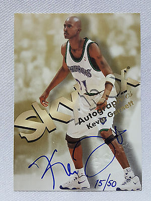 199899 SKYBOX AUTOGRAPHICS KEVIN GARNETT BLUE INK AUTO 1550 CENTURY RARE KG