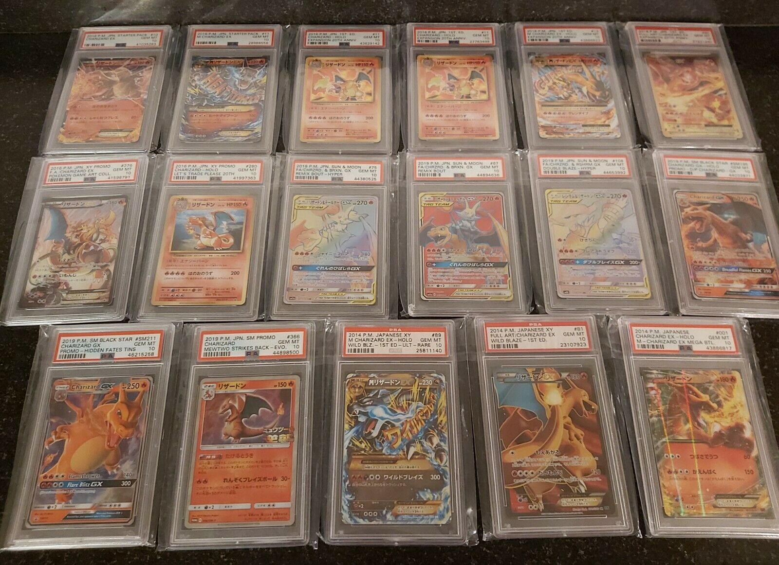 Pokemon 17 Charizard PSA 10