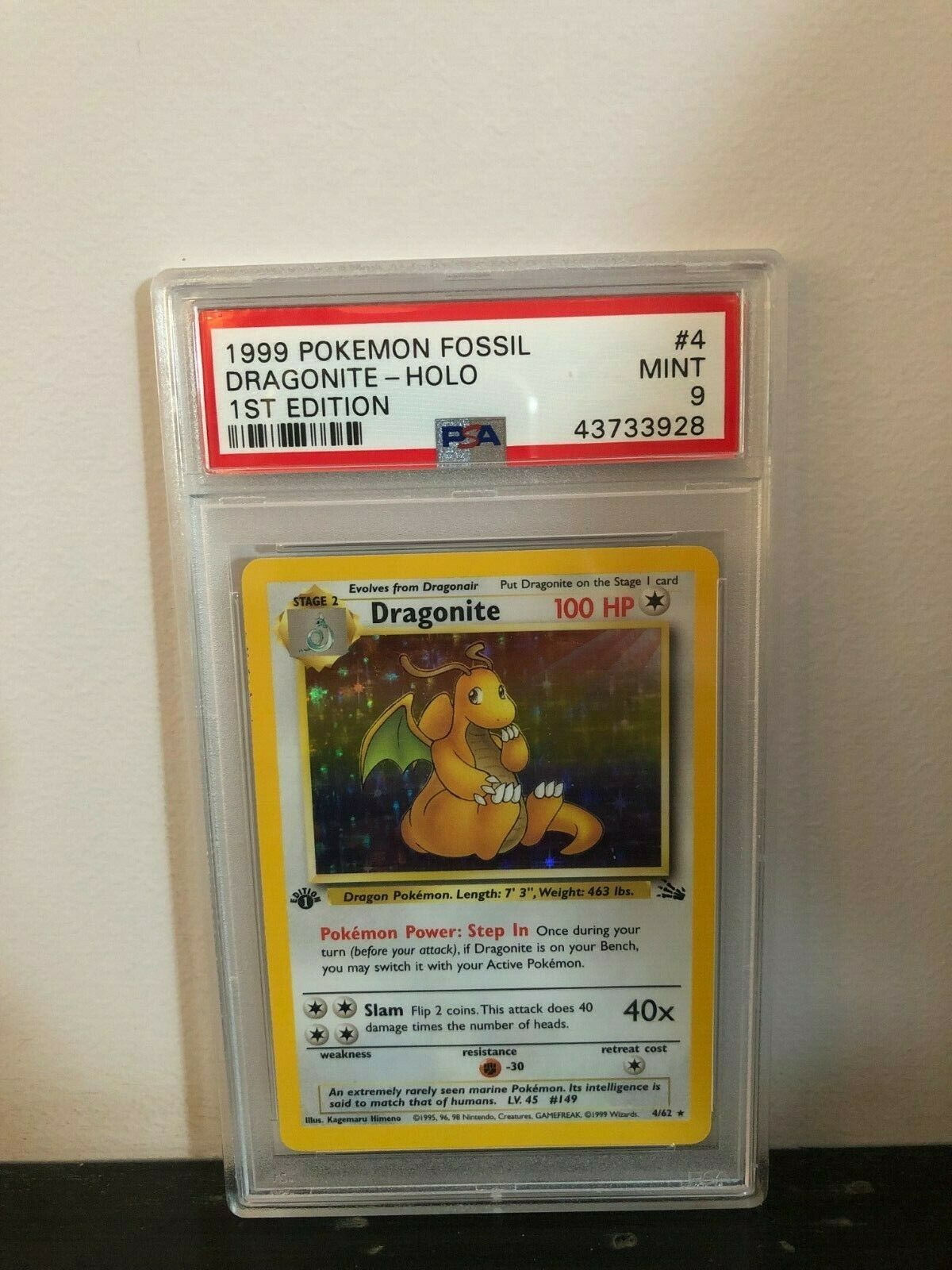 PSA 9 Mint Dragonite 1st edition Holo Fossil 1999 Pokemon Card 462