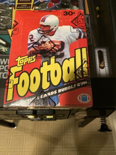 1981 Topps Football Wax Box BBCE Authentic Possible PSA Joe Montana RC Rookie