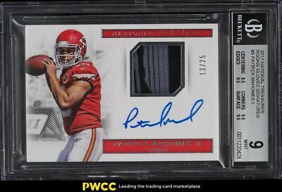 2017 National Treasures Gloves Patrick Mahomes II ROOKIE PATCH AUTO 25 5 BGS 9