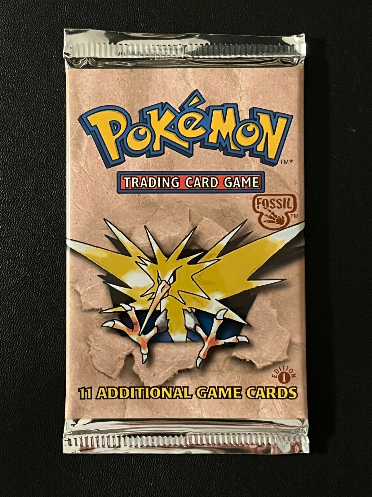Factory Sealed 1st Edition Fossil Booster Pack Box Pokemon Card Zapdos